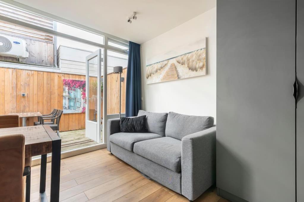 Stylish Apartments In The Heart Of Breda City Center Номер фото