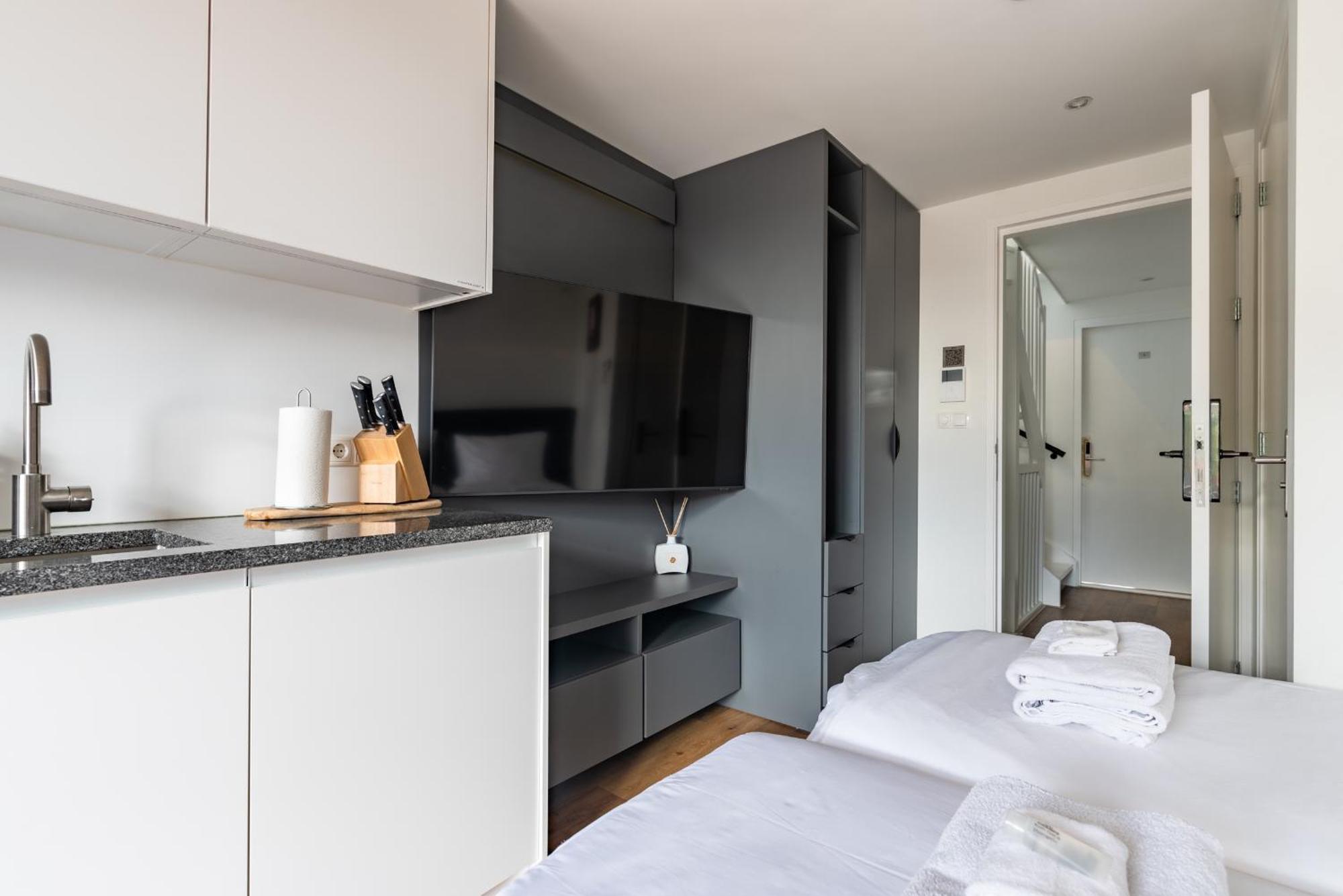 Stylish Apartments In The Heart Of Breda City Center Номер фото