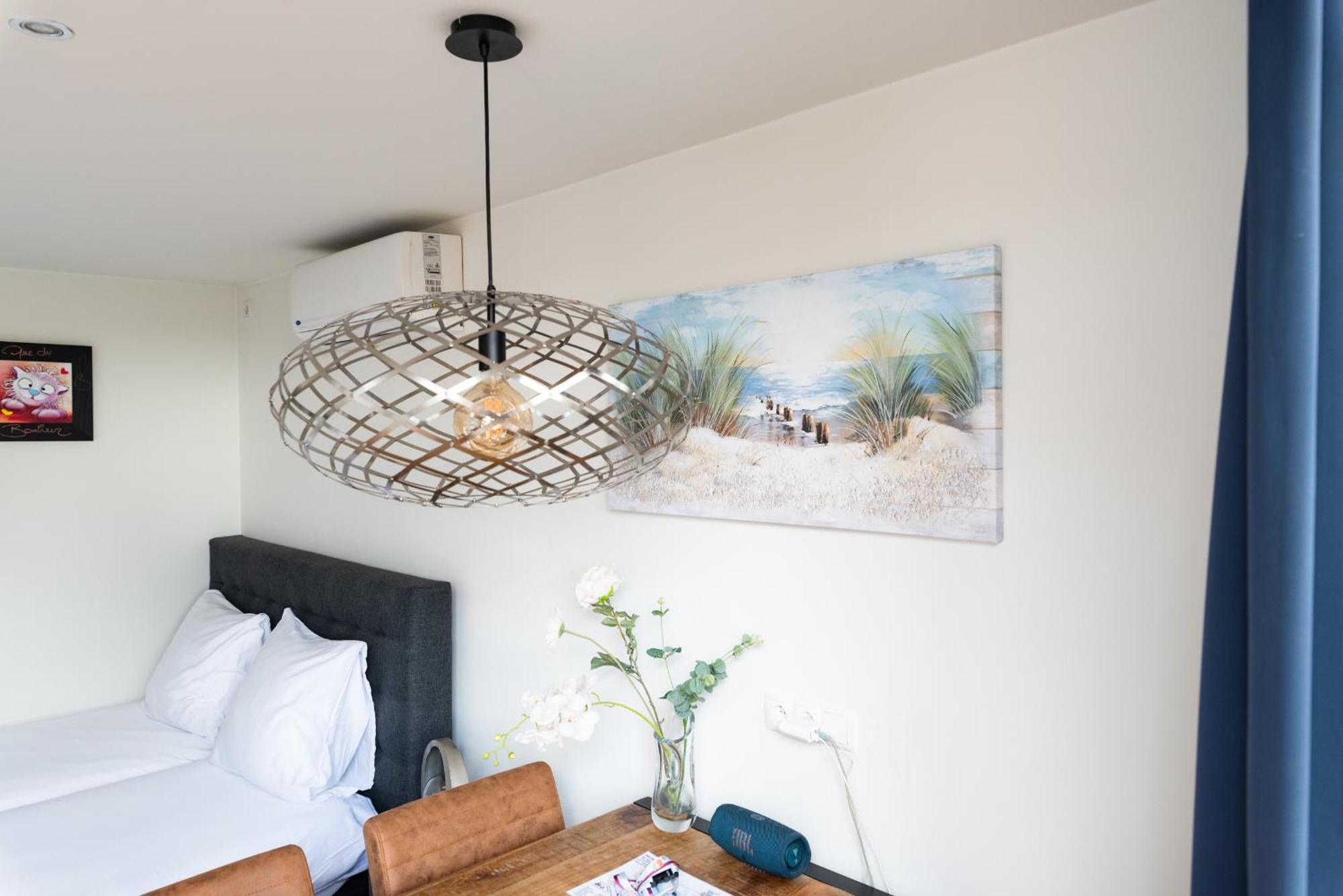 Stylish Apartments In The Heart Of Breda City Center Номер фото
